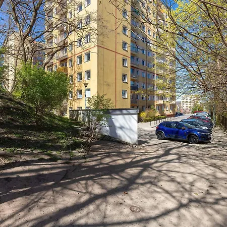 Апартаменты Bright & Modern With Balcony And Seaview By Renters Сопот